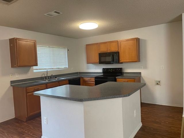 820 Eagle Drive, Saginaw, TX 76131