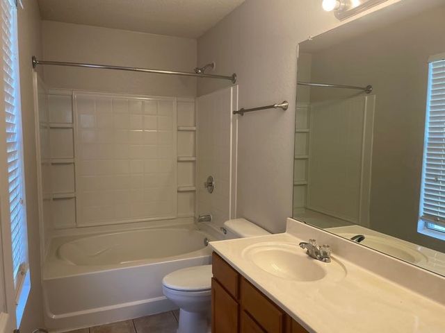 820 Eagle Drive, Saginaw, TX 76131