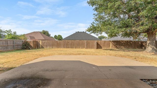 884 Palisades Avenue, Springdale, AR 72764