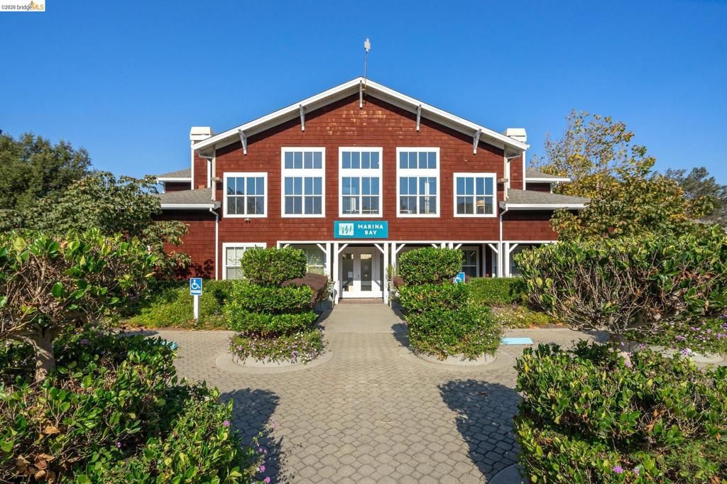 Image 47 of property listing at 12 Bayside Ct, Richmond, CA 94804
