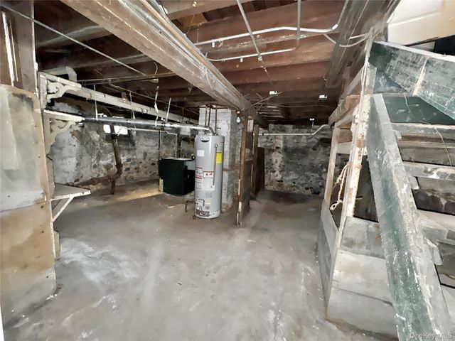 12116 8th Avenue, College Point, NY 11356