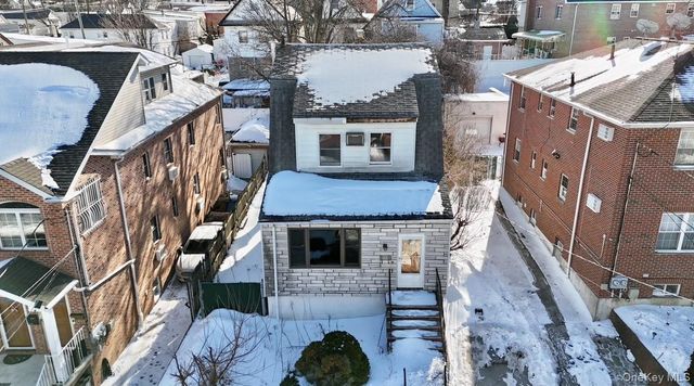 12116 8th Avenue, College Point, NY 11356