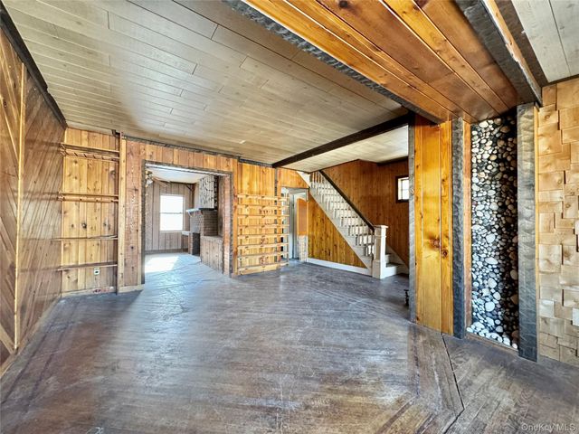 12116 8th Avenue, College Point, NY 11356