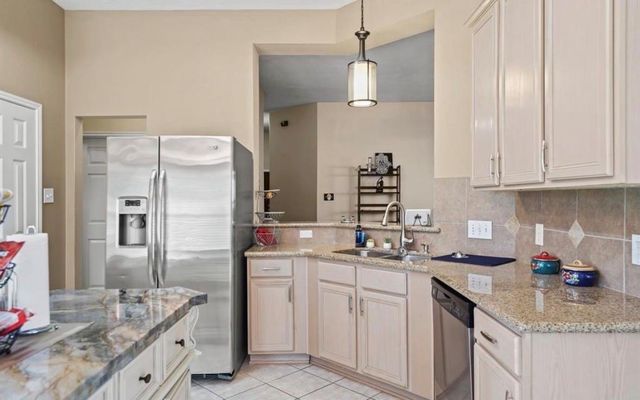 3103 Valley Court, Manvel, TX 77578