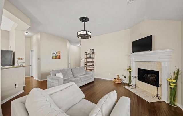 3103 Valley Court, Manvel, TX 77578