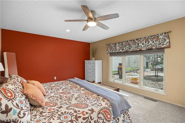 33017 Hidden Hollow Court, North Ridgeville, OH 44039