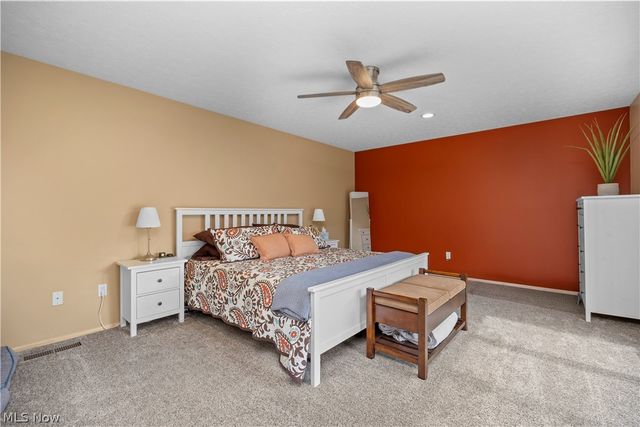 33017 Hidden Hollow Court, North Ridgeville, OH 44039