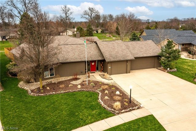 33017 Hidden Hollow Court, North Ridgeville, OH 44039