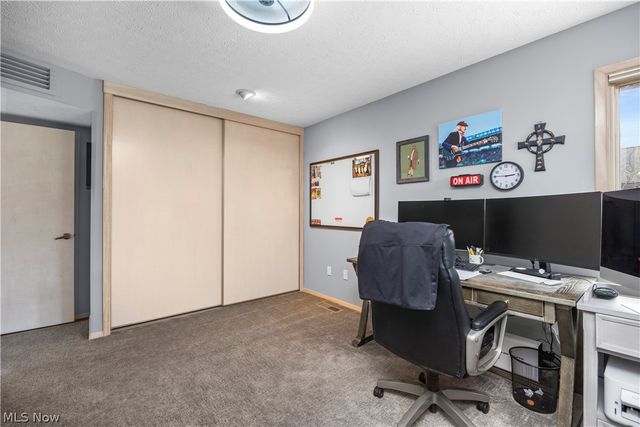 33017 Hidden Hollow Court, North Ridgeville, OH 44039