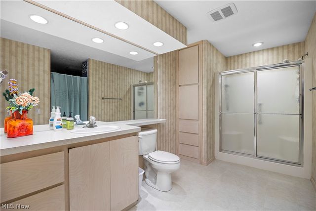 33017 Hidden Hollow Court, North Ridgeville, OH 44039