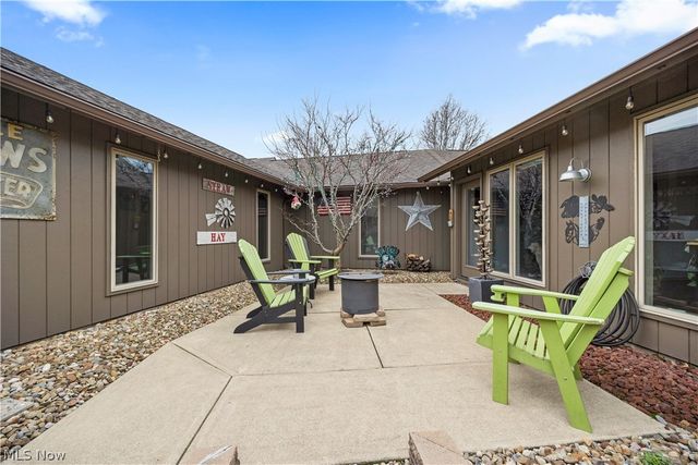 33017 Hidden Hollow Court, North Ridgeville, OH 44039