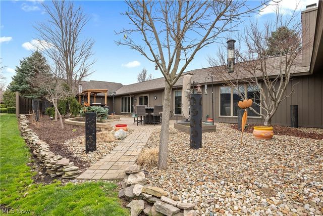 33017 Hidden Hollow Court, North Ridgeville, OH 44039