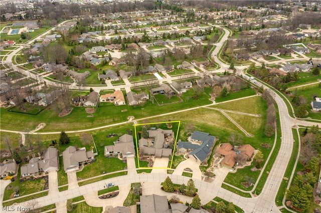 33017 Hidden Hollow Court, North Ridgeville, OH 44039