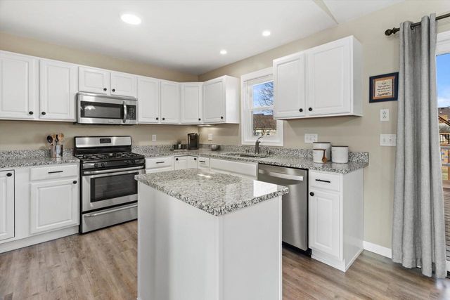 4380 Van Winkle Way, Deforest, WI 53532