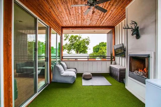 4401 Roseland Avenue B, Dallas, TX 75204