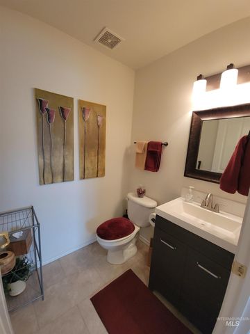 313 N Westminster, Nampa, ID 83650