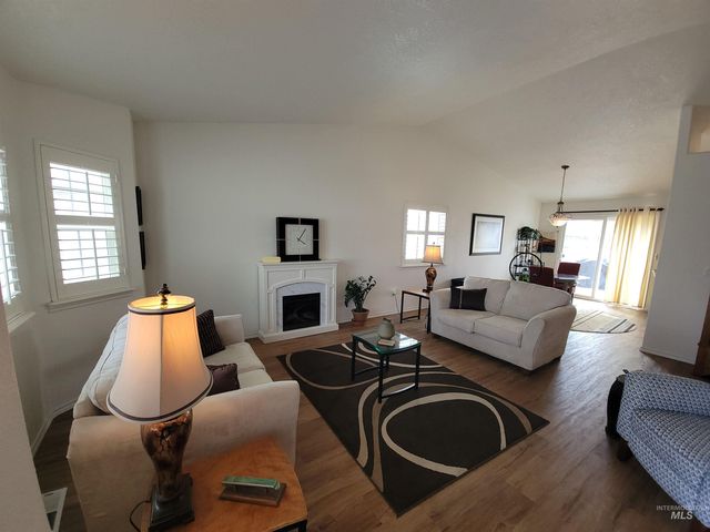 313 N Westminster, Nampa, ID 83650