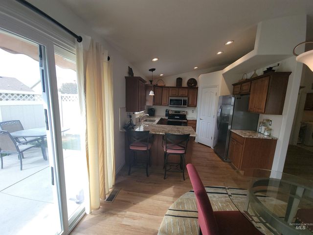 313 N Westminster, Nampa, ID 83650