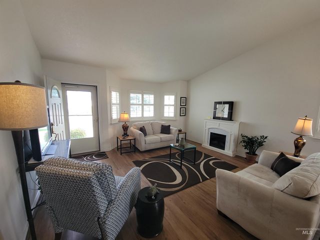 313 N Westminster, Nampa, ID 83650