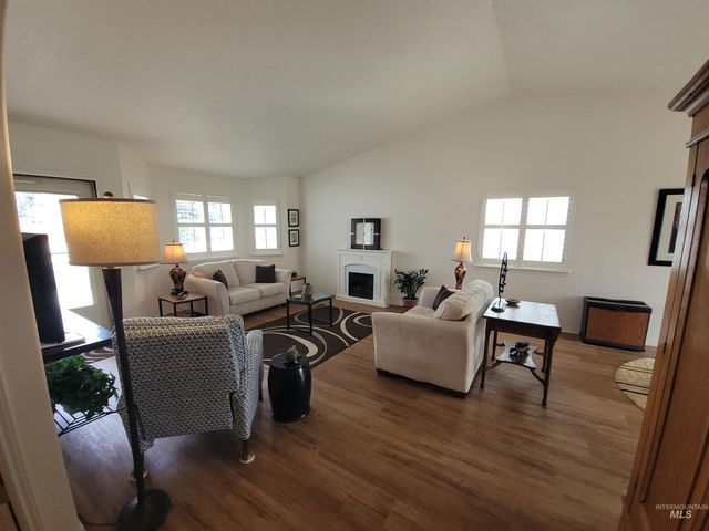 313 N Westminster, Nampa, ID 83650