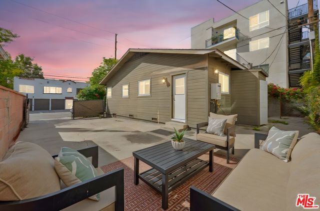 5913 Fountain Avenue, Los Angeles, CA 90028