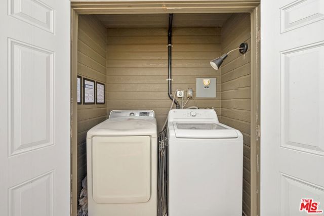 5913 Fountain Avenue, Los Angeles, CA 90028