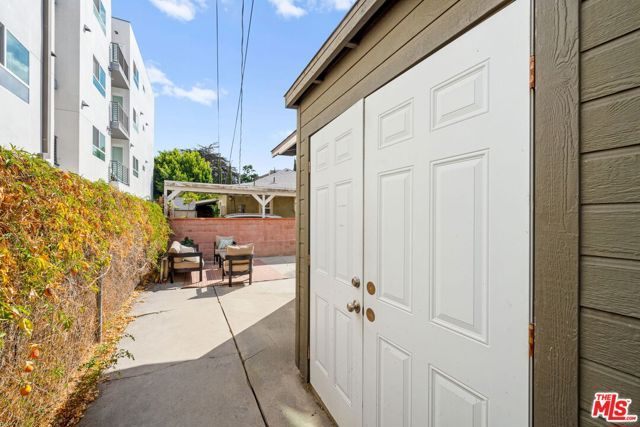 5913 Fountain Avenue, Los Angeles, CA 90028