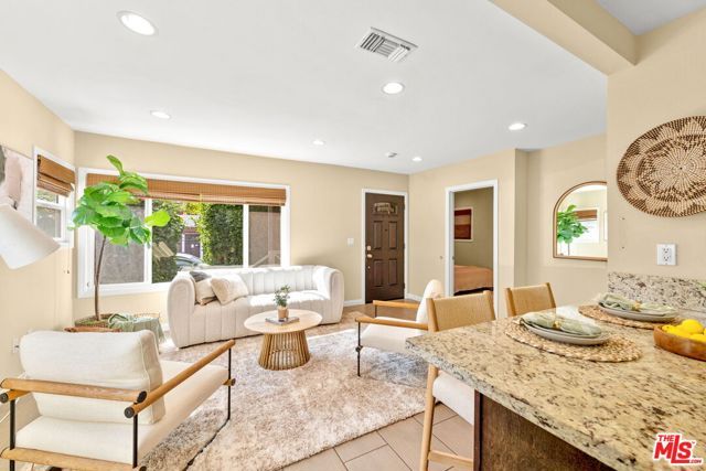 5913 Fountain Avenue, Los Angeles, CA 90028