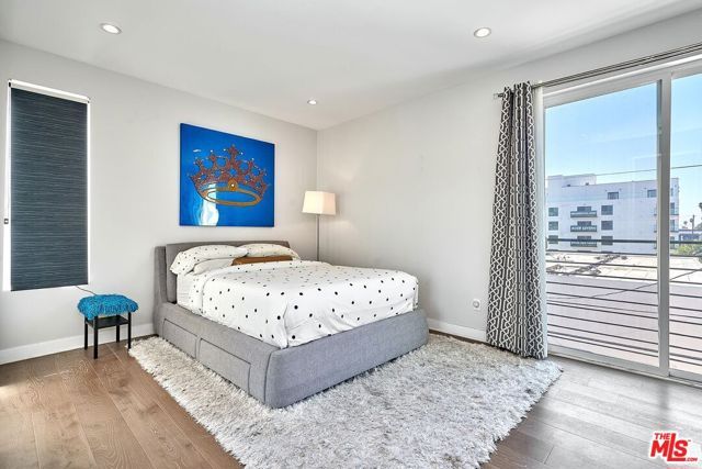 319 S Serrano Avenue, Los Angeles, CA 90020