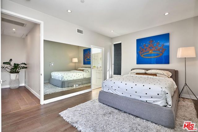 319 S Serrano Avenue, Los Angeles, CA 90020
