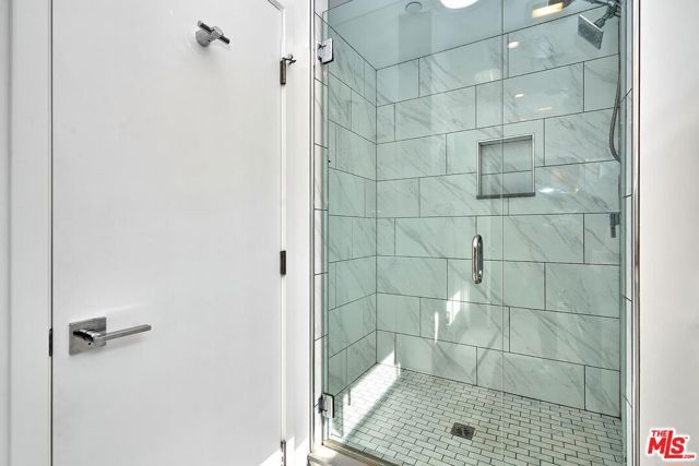 319 S Serrano Avenue, Los Angeles, CA 90020