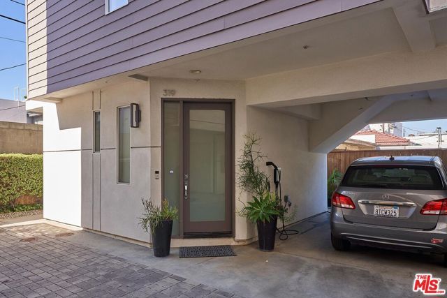 319 S Serrano Avenue, Los Angeles, CA 90020