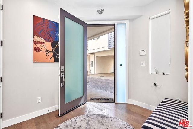 319 S Serrano Avenue, Los Angeles, CA 90020