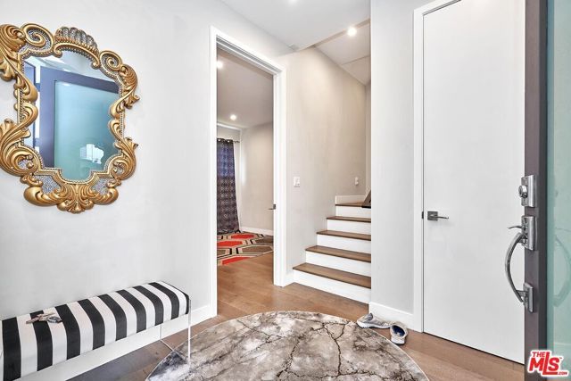 319 S Serrano Avenue, Los Angeles, CA 90020
