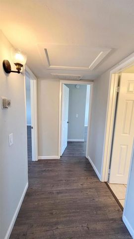806 E 4Th 6, Escondido, CA 92025