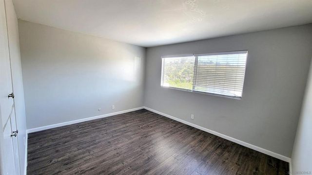 806 E 4Th 6, Escondido, CA 92025