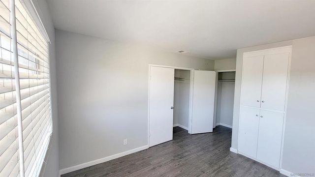806 E 4Th 6, Escondido, CA 92025