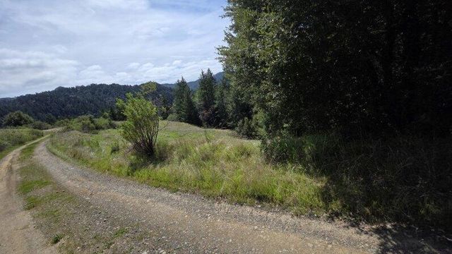 10154 Upper Matole Cyn Road, Garberville, CA 95542