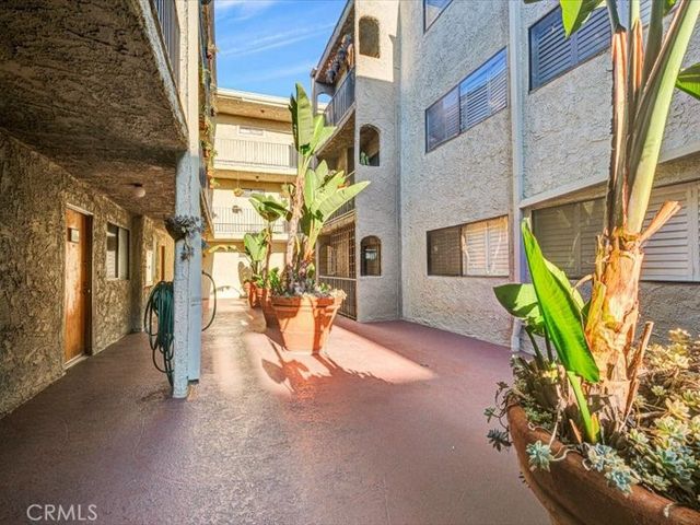 2929 Waverly, Los Feliz, CA 90039