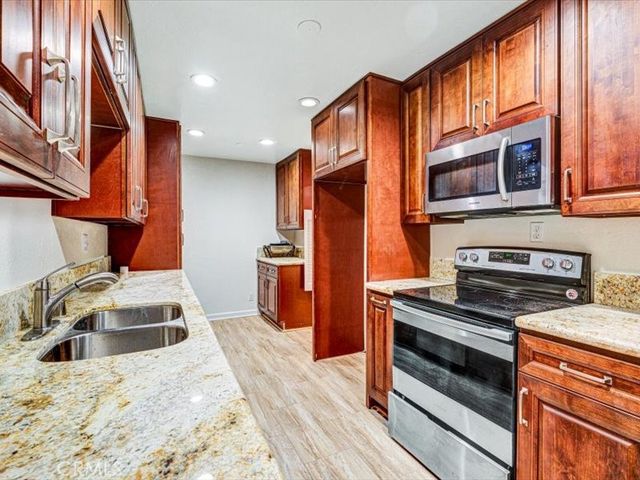 2929 Waverly, Los Feliz, CA 90039