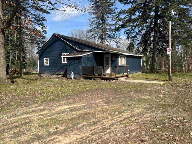 4372 Oak Beach Drive, Harrison, MI 48625