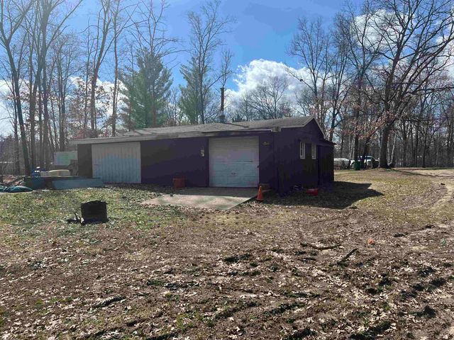 4372 Oak Beach Drive, Harrison, MI 48625