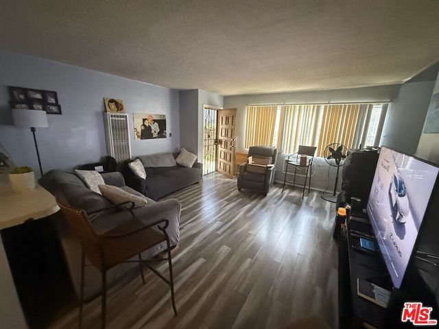 2726 Council Street, Los Angeles, CA 90026
