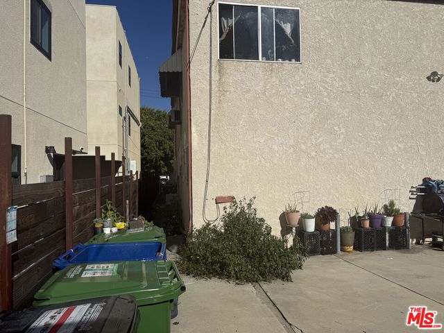 2726 Council Street, Los Angeles, CA 90026