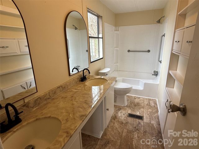 7686 Shoupes Grove Church Road, Hickory, NC 28602