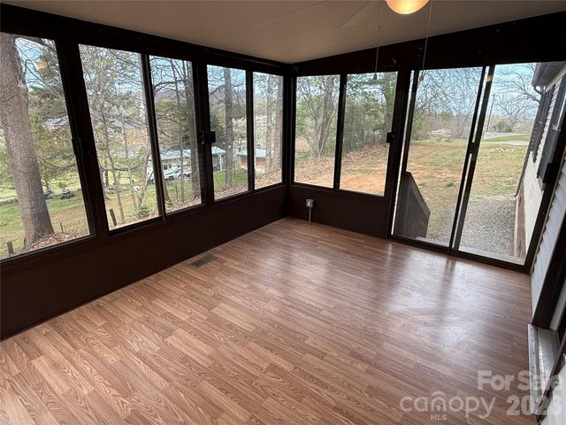 7686 Shoupes Grove Church Road, Hickory, NC 28602