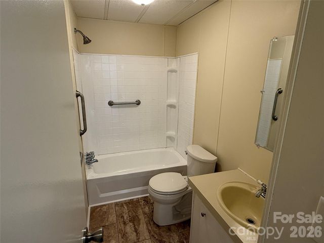 7686 Shoupes Grove Church Road, Hickory, NC 28602