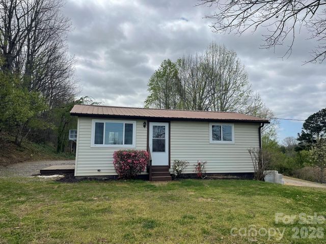 7686 Shoupes Grove Church Road, Hickory, NC 28602