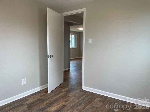 7686 Shoupes Grove Church Road, Hickory, NC 28602