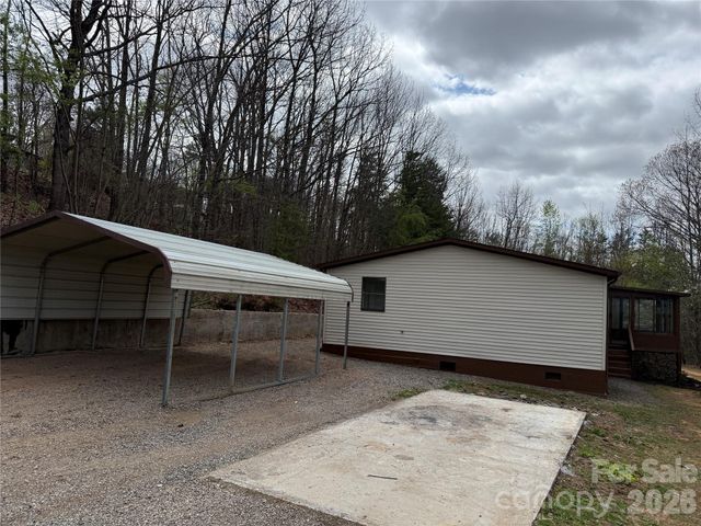 7686 Shoupes Grove Church Road, Hickory, NC 28602